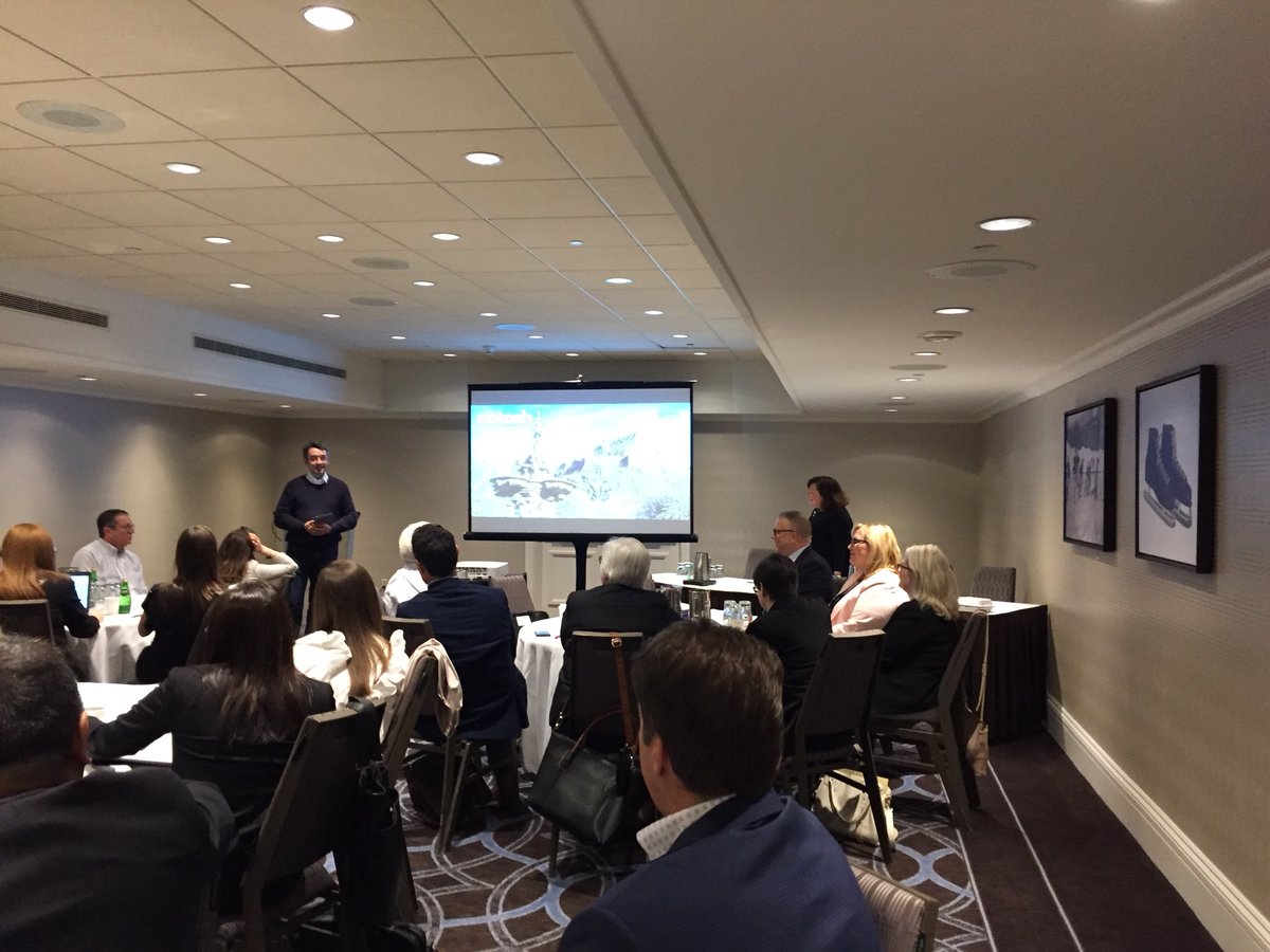 KateAugerCamp's tweet image. An exciting catalytic conversation on unique value propositions let by @HeatherHoerle and Ewan McIntosh from @NoTosh #CAISNLC