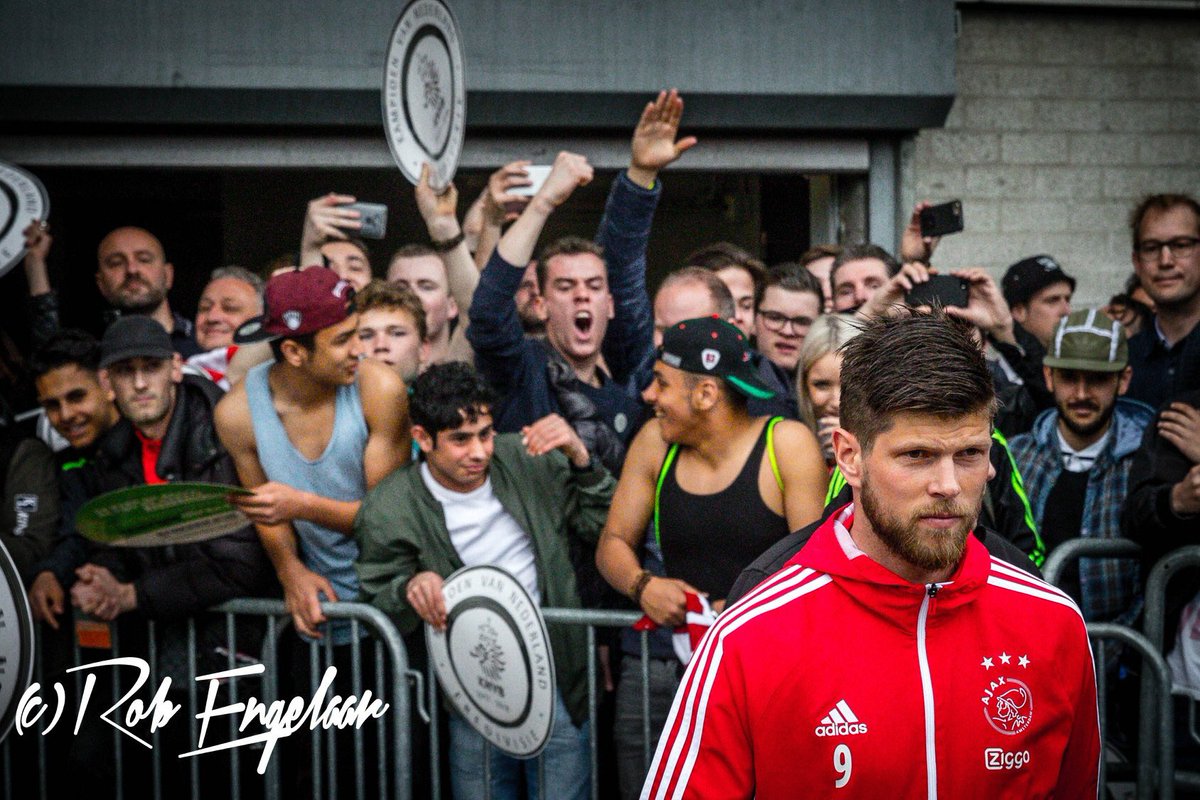 Houdoe en bedankt! #kampioen #psv #huntelaar