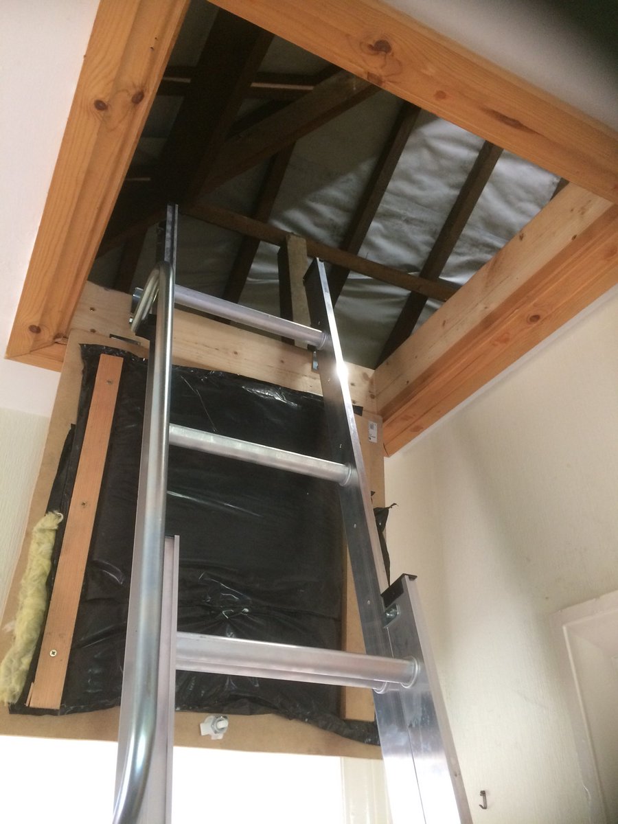 sandraperry99's tweet photo. Ta-dah! Today’s show-and-tell. xx #DIYgenius https://t.co/f5wg2KuHd6
