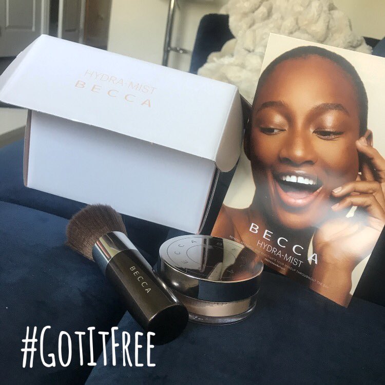 LoganAlex_andra's tweet photo. Thanks again @Influenster for sending me this #BECCASetRefresh Hydra-Mist set & refresh powder and Soft Kabuki Brush! #Influenster #Becca #BeccaCosmetics #Complementary #GotItFree https://t.co/ru3mFHRKsI