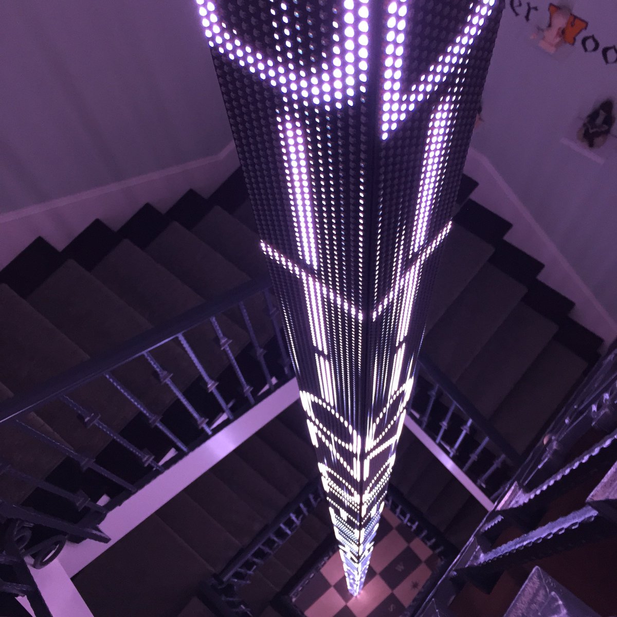 KiboWorks's tweet photo. Bespoke 17m high 4 sided RGB led column
#LEDArt #bespoke #LED #Kibostory https://t.co/F5Kn5BhkVS