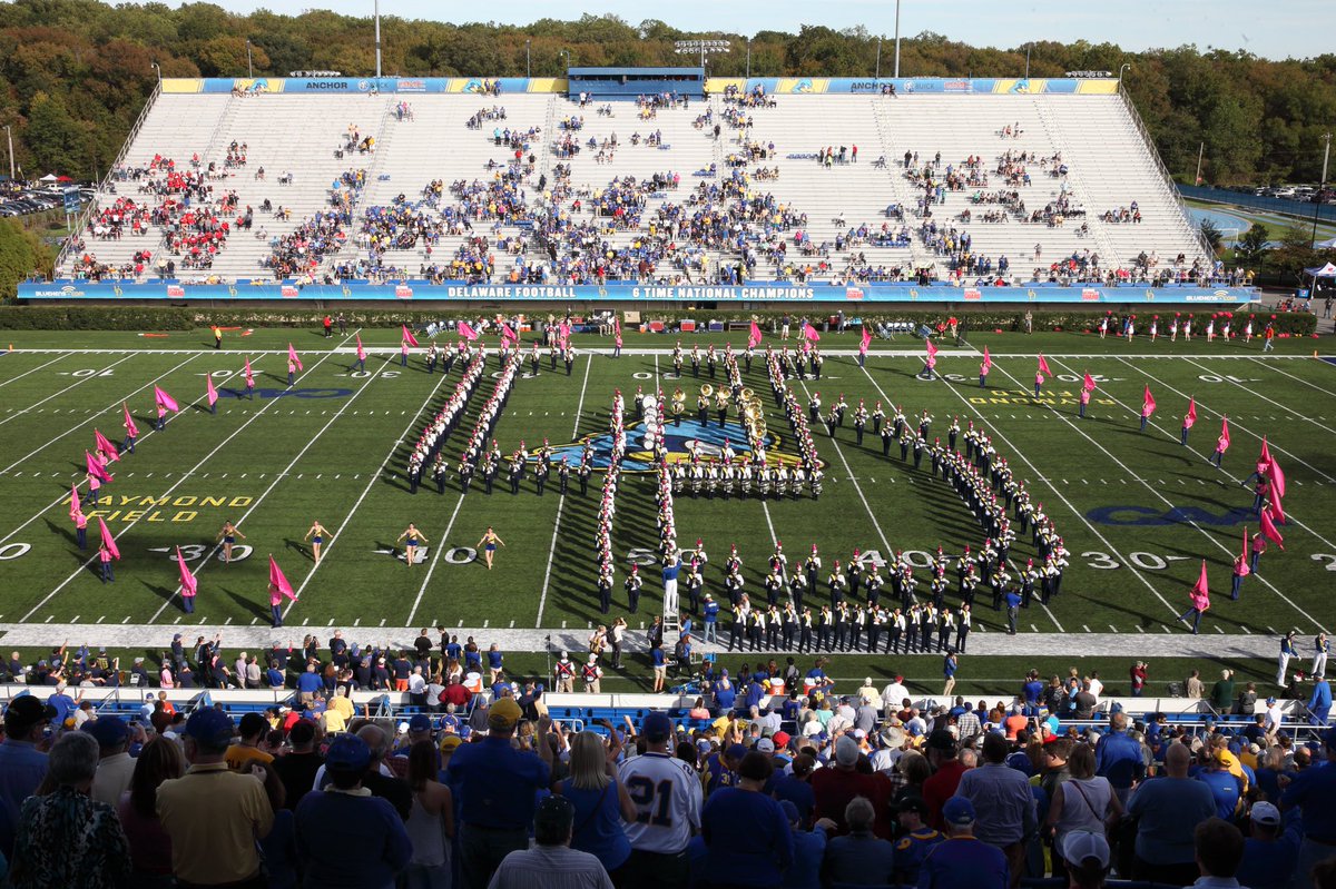 BlueHenEvan20's tweet photo. Happy to tweet that I am extending my social media presence! Your fave *male* #UDSML was selected to be the social media manager for @UDMB and I can’t wait to share with you why being a member of The Pride of Delaware is an amazing experience 💙💛🎺 https://t.co/dC7hR0wk6v