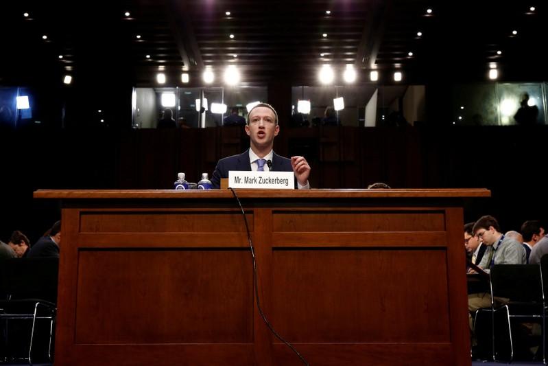 Reuters's tweet photo. Facebook fuels broad privacy debate by tracking non-users https://t.co/OGuoy95kbN https://t.co/lqlF0XcMT1