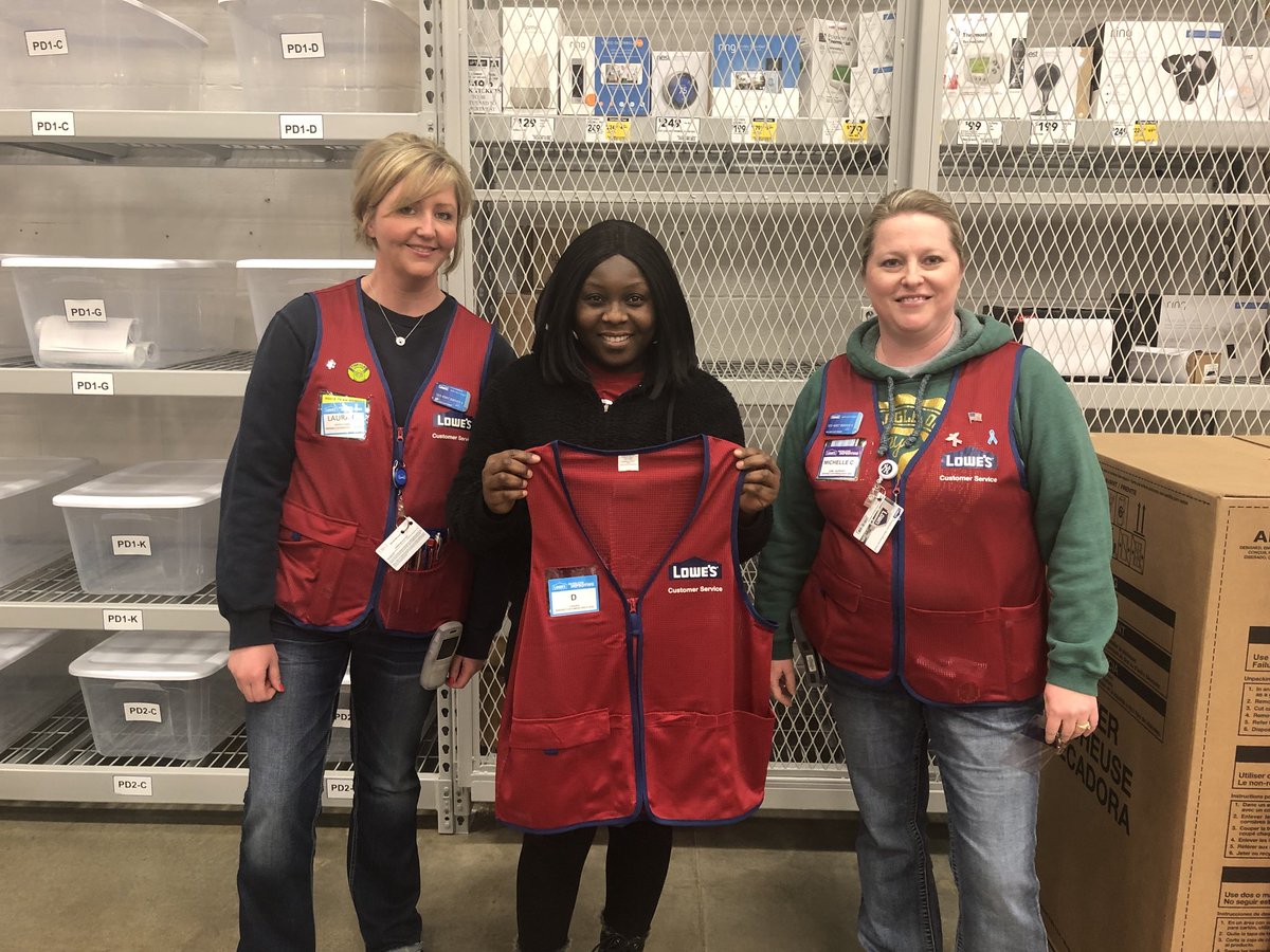 w_chubb's tweet photo. Another red vest moment happening right now!! Way to go D on earning your red vest!! https://t.co/r78al50Nh6