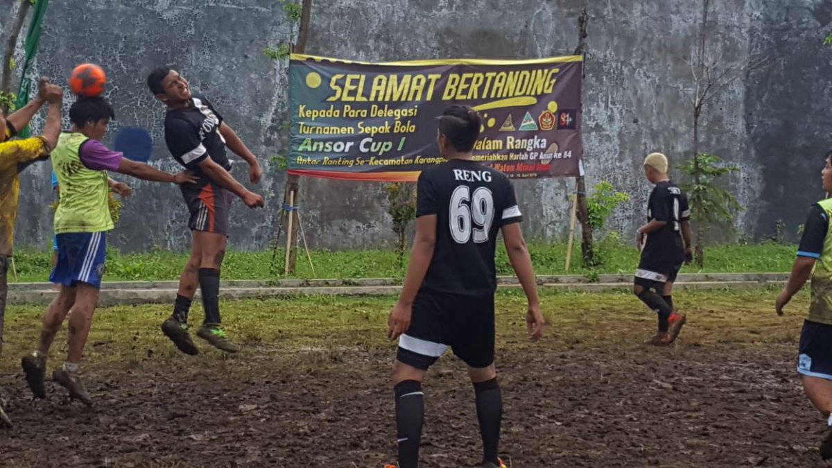 Mini FootBall CUP Harlah Ansor 84 
PAC Ansor Karangploso Kabupaten Malang
#BelaAgamaBangsaNegeri 

@GPAnsor_Satu 
<a href="/Adung65A/">adung</a> 
<a href="/AbidUmarFaruq/">Moh Abid Umar</a> 
<a href="/ansor_jatim/">Ansor Jatim</a> 
<a href="/imam_nahrawi/">Imam Nahrawi</a> 
<a href="/PSSI/">PSSI</a> 
<a href="/we_aremania/">wearemania</a> 
<a href="/kabarArema/">kabararema</a> 
<a href="/kabarmalang/">Kabar Malang</a> 
<a href="/ayasmlgsaja/">Sepurane 🙏🏻</a> 
@KalimayaBaskara 
<a href="/lnfomalang/">INFO MALANG</a>