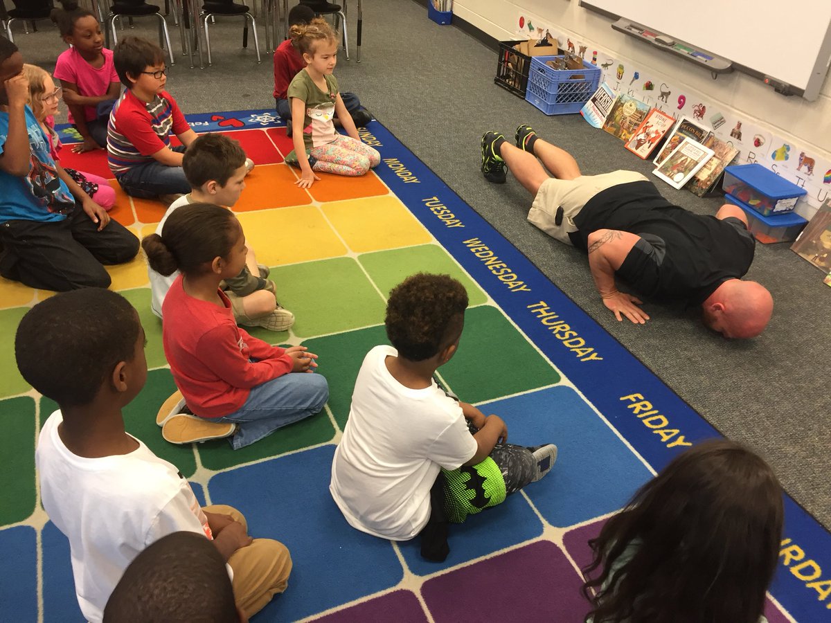 CastellKim's tweet photo. Special guest from @muvfitness talking about healthy food choices and exercise. This is how you do push ups! @langfordlabs @RichlandTwo #LESlabs #blythewood #columbia #eathealthy #getexercise https://t.co/OGSgnMYyJi