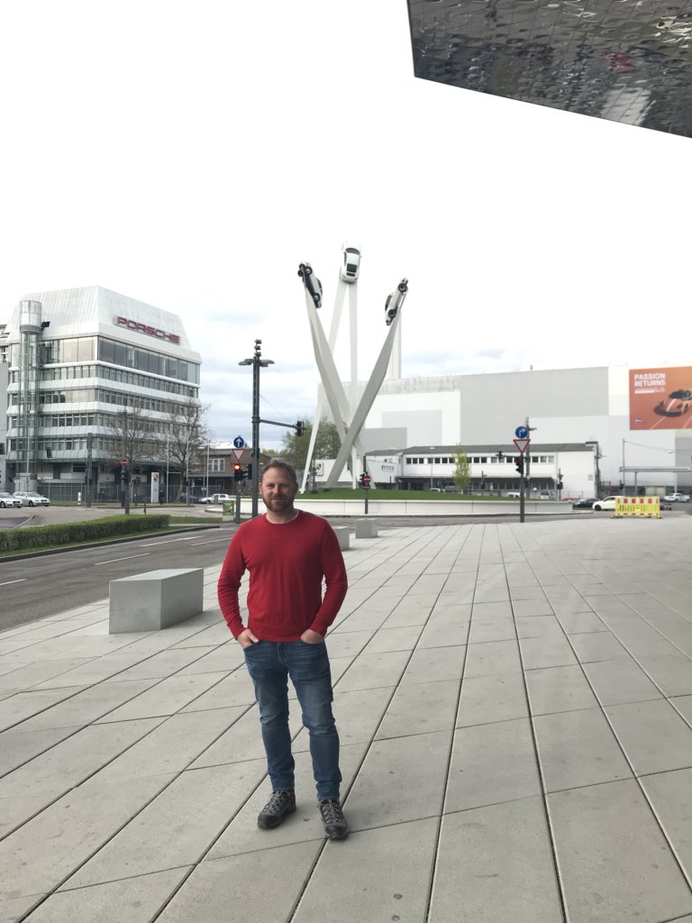 dblblkdimnd's tweet photo. #SportscarTogether family trek to Stuttgart-Zuffenhausen @PorscheGB great display of @Porsche history https://t.co/g7pSvF9ImS