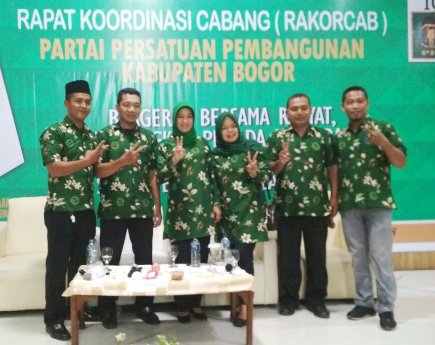 irwan_rhaa's tweet photo. Dgn RAKORCAB PPP Kab. Bogor Kita Raih  #JabarJuara agar  #RinduMenang &amp;  #BogorNuUrang mnjdikan  #AdeYasinBupatiKu dgn hasil  #RinduKaHadist #JabarKahiji #SalamDuaJari
@DPP_PPP 
@MRomahurmuziy 
@pepepsae 
@ridwankamil 
@uuruzhan 
@adeyasinn 
@Adeyasinbogor https://t.co/ayjBVhqIjw