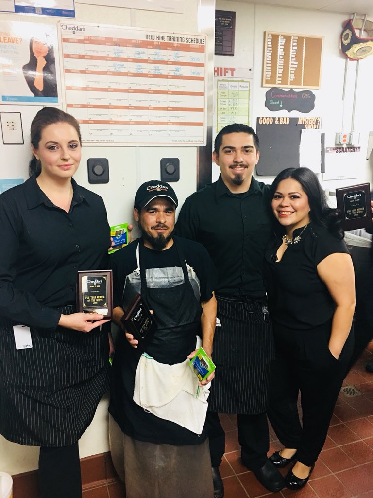 YesseniaLea06's tweet photo. Employee of months! We have some great people in the restaurant! #onecheddars https://t.co/OCRn9x2lFR
