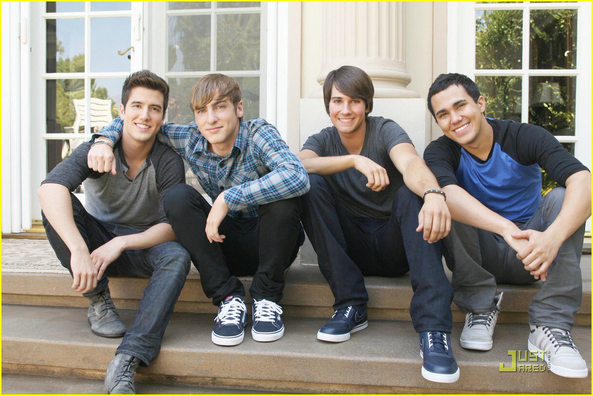 justforIdols's tweet photo. Yo no #SoyFanDe #BigTimeRush yo soy #Rusher 😉
#8YearsOfBigTimeRush #8AñosDeBigTimeRushEnLATAM https://t.co/ltQ6DTeW39