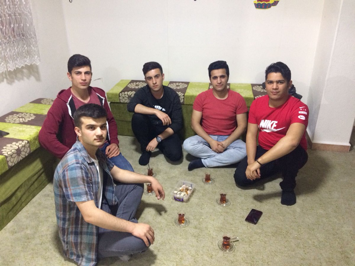 Haftalık Gır-Gır buluşmamızı gerçekleştirdik.
Tüm kardeşlerimize teşekkür ediyoruz.