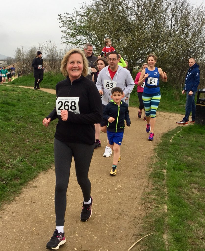 RichardGrahamUK's tweet photo. Congrats to Andy, Kingsway Runners, Severn Rotary, sponsors &amp; 270+ runners annual Family Fun Run. Brilliantly organised thx Rotary/Kingsway Runners &amp; sponsors with many young esp on 1k run. Well done Sam too, holding out v Rowly to win 5k https://t.co/z3XueY82pO