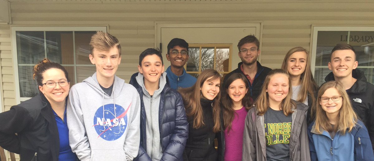 linette_chaloka's tweet photo. So proud to be a part of this great group of kids! We had a blast playing games with the residents at Arden Courts!!  @gbsstudentco @GBSraiders https://t.co/stNHsf8nxh