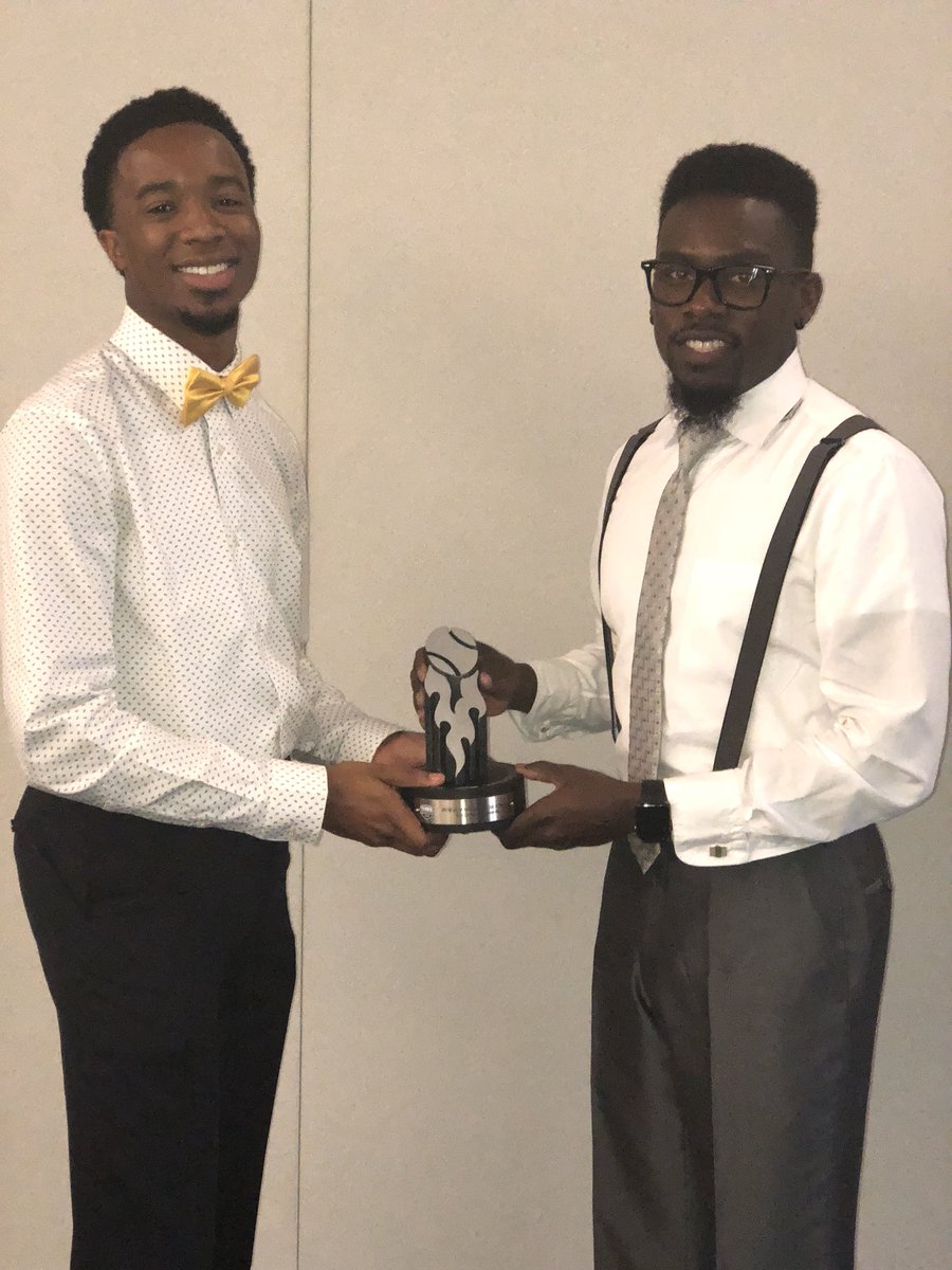 ODUClubTennis's tweet photo. So honored to be called the 2018 Mid-Atlantic Club Tennis Team of the YearπππΎ Monarch Prideπ¦ #ustamas #tocmas #tennis #ODU @oduclubsports https://t.co/475IvL1G8G