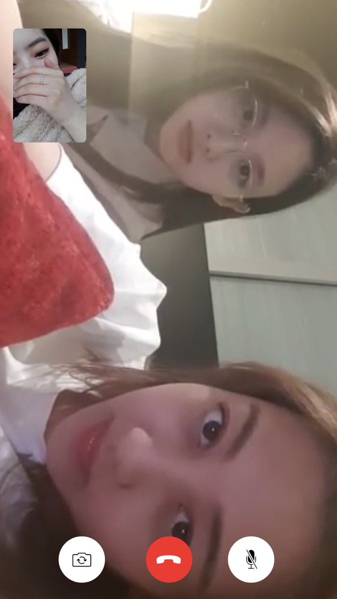 facetime feat nayeon and jihyo