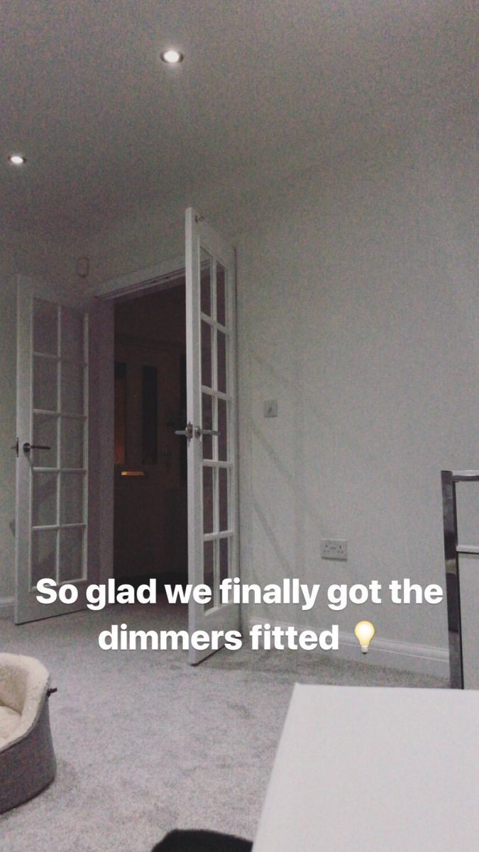 theluxurycode's tweet photo. Set the mood with lighting - a dimmer switch is always a great idea especially in entertainment rooms! 💡 

#interiordesign #homedesign #homedecor #interiors #interiorstyling #fashion #architecture #lighting #design #beautiful #love https://t.co/fLGybhrEWQ