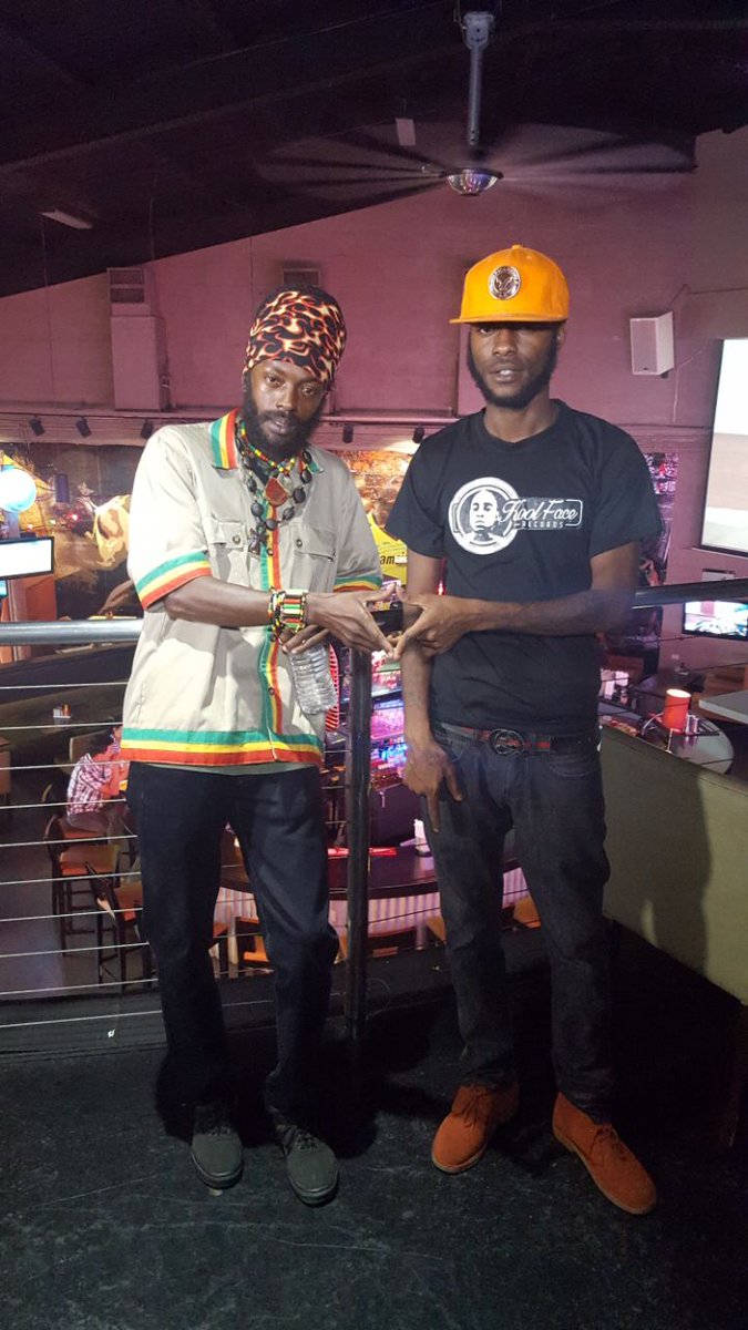 kemarwaul1's tweet photo. #i.wayne #along with #koolface #records norf #respect to i.wayne for the #single #caring & #sharing Koolface records #production #promoted by #djcappoENT https://t.co/QJQZxMZbUx