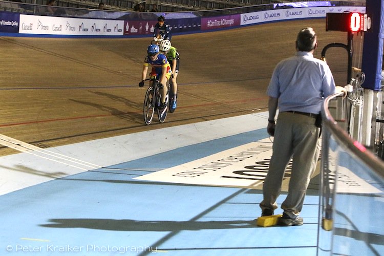 pedalmagazine's tweet photo. Power went OUT at Milton Velodome during Junior Women's Madison... here's the finish with emergency lighting #CanTrackChamps https://t.co/3KVYBTKtmC