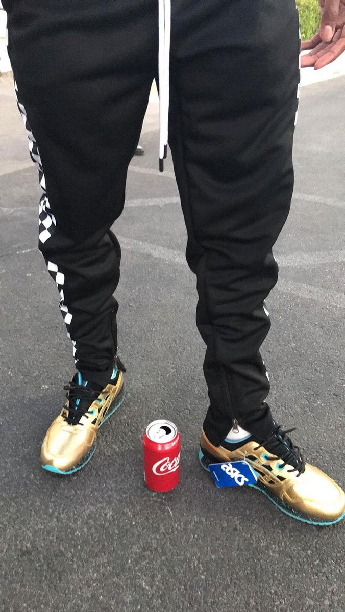 TrayyDawg626's tweet photo. Came Through Dripping💦💦 #LiveAggression https://t.co/fDhcaPl5JC