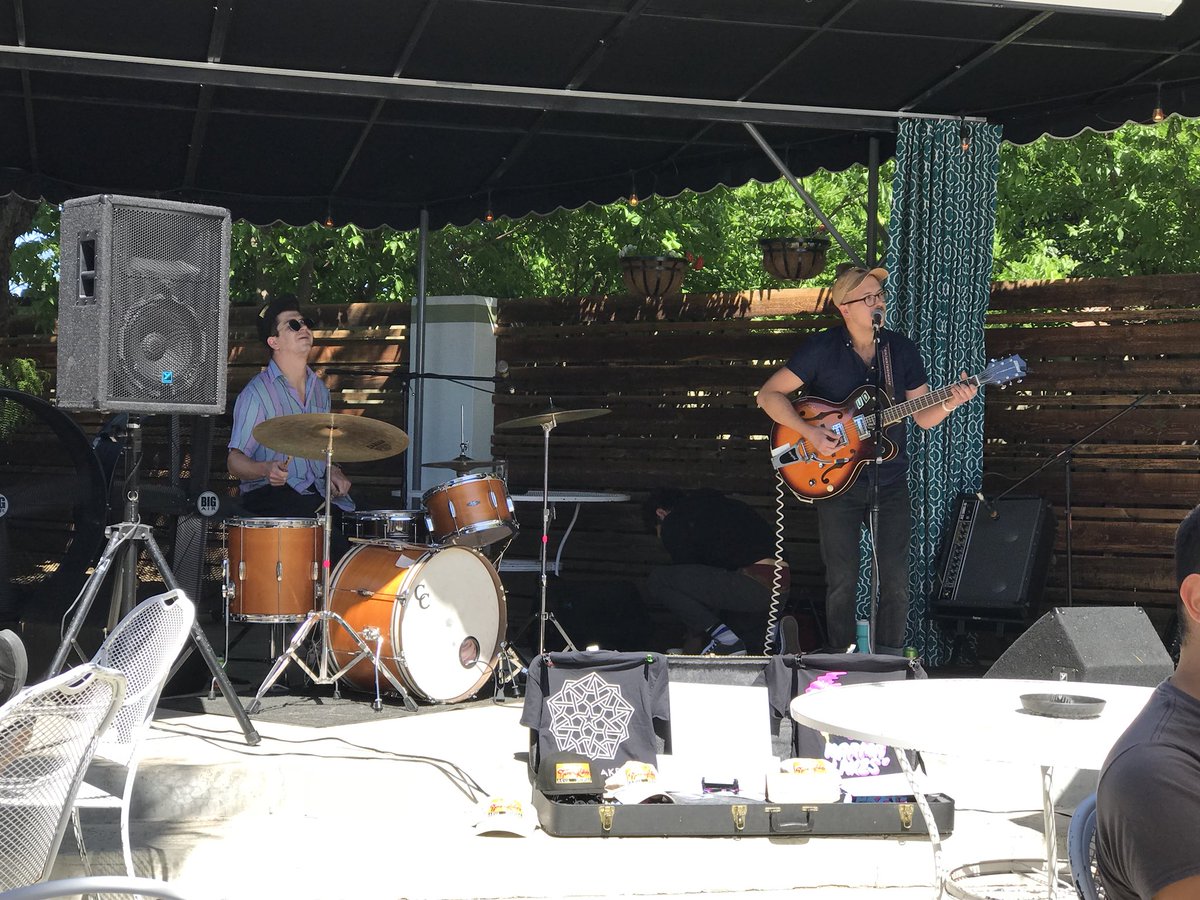 tiffanyharelik's tweet photo. @marmalakes at @SideProjSundays kicking off season 3 with a pool party. #livemusic join us every #sundayfunday 330-530p https://t.co/95UyGzcma0 https://t.co/oZPozmXpl0
