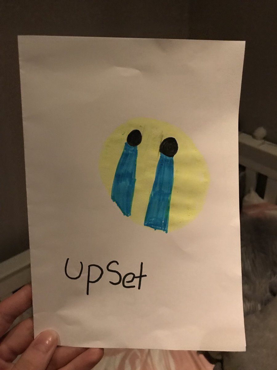 chloe_johns's tweet photo. Never come home after your little sisters bed time😂 this was left on my bed bless her heart❤️ https://t.co/lhz4BqarNi