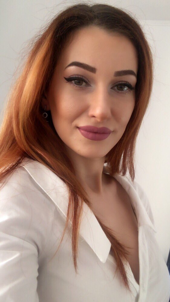MistressAmandaa's tweet photo. Selfie for my fans after a long time...
I am enjoying my holidays in Romania! https://t.co/eFSlF0DWY0