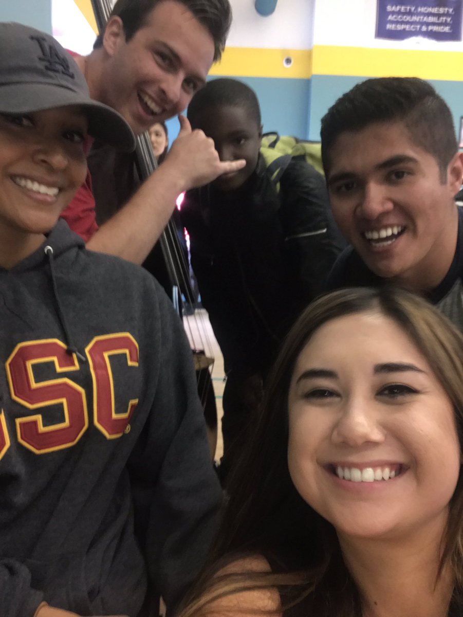 Oh_Airyca's tweet photo. ALMOST FORGOT TO POST DIS. Had a great time at the conference with you all 💕
@HiMonicaS @TorontoGainz @bassgainsChad
#baksteps https://t.co/VUhTjpeyLw