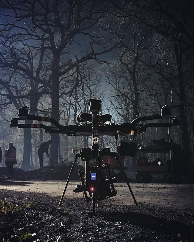 beehiveaerial's tweet photo. Another little backlit BTS shot of the @freeflysystems @Alta8 poised and ready. 5am in the woods waiting for some exciting car crash action on a job with @flyingcameracompany .
.
#freeflysystems #alta8 #alexamini #rtmotion #kowaspherical #filmmaking #dro… https://t.co/Q2fiJbMuZl https://t.co/0UkX2ZcIub