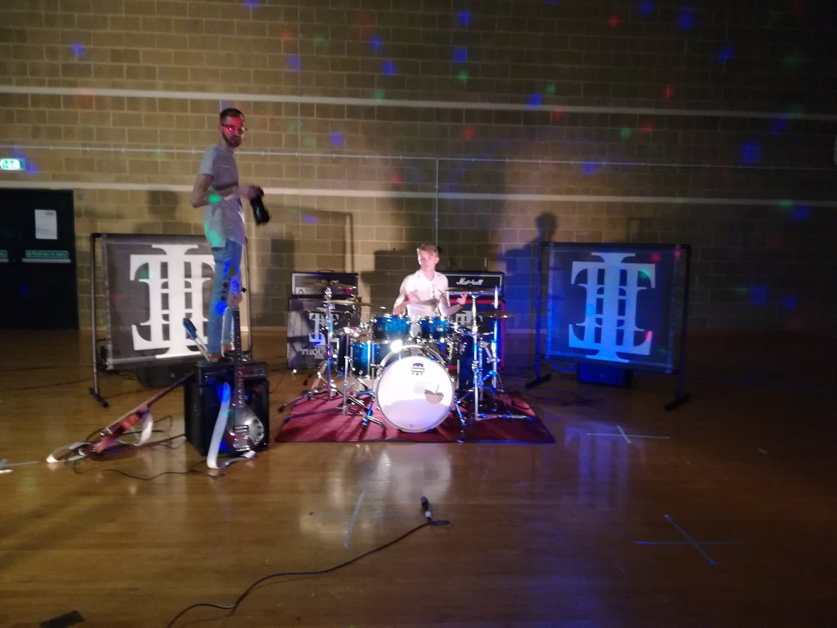 TTH_UK_BAND's tweet photo. As One Last Breath has been out for a month, we thought we would film our second music video 🤘🤘🤘#chaptersapart #tth #thesethousandhills  #metalcore https://t.co/OoQPFj2g2s