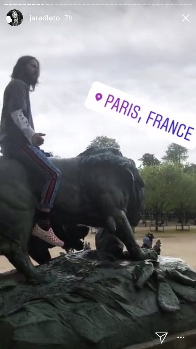 mcarr2k's tweet photo. Thank you for sharing todayβs adventures with us @JaredLeto
#Paris #MarsInParis #JaredLeto #Snap https://t.co/DhMU2UusLc