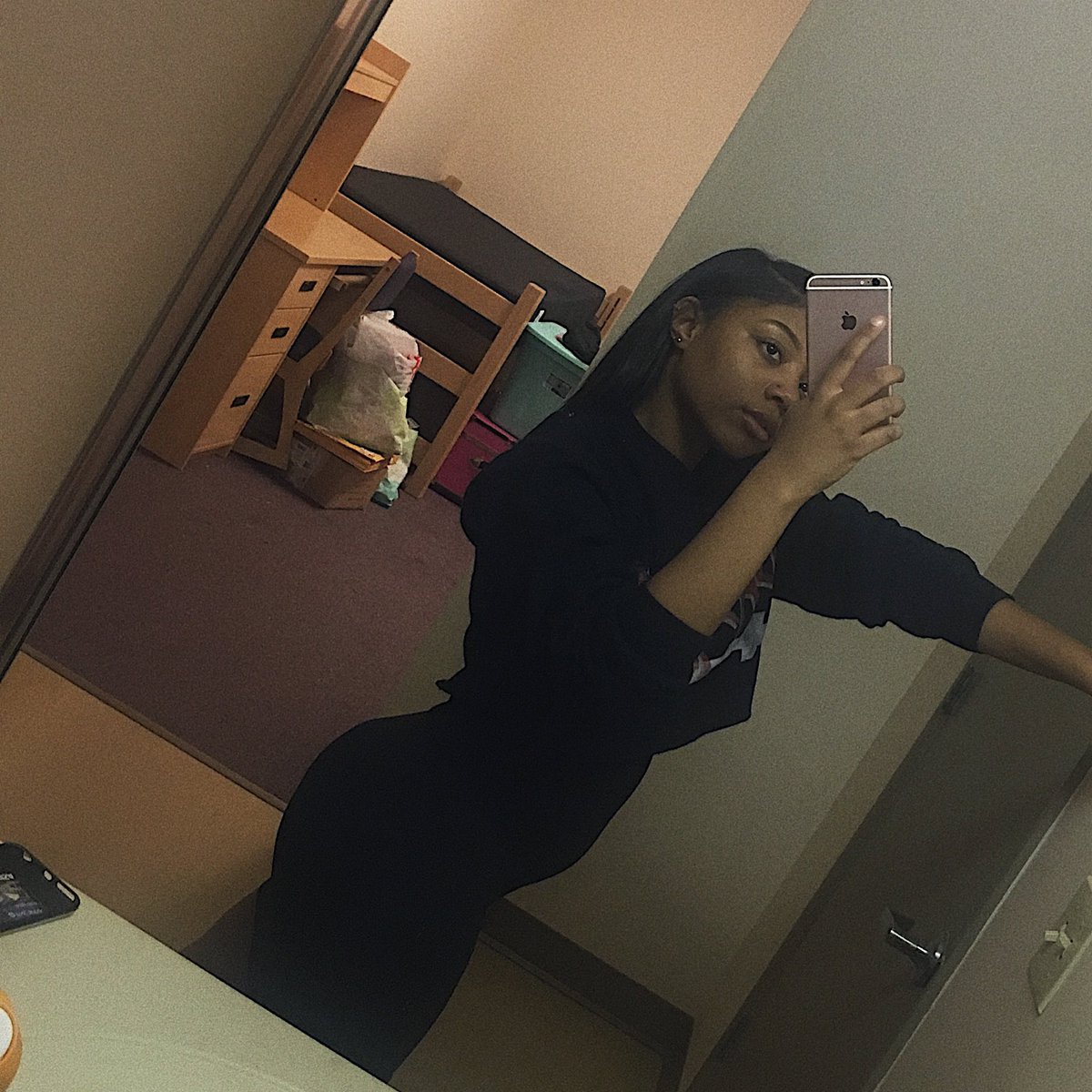 bricynb's tweet photo. He said he like the switch up.
#youknowhatitis #bbygb #nofilter https://t.co/lru6YK7dXF