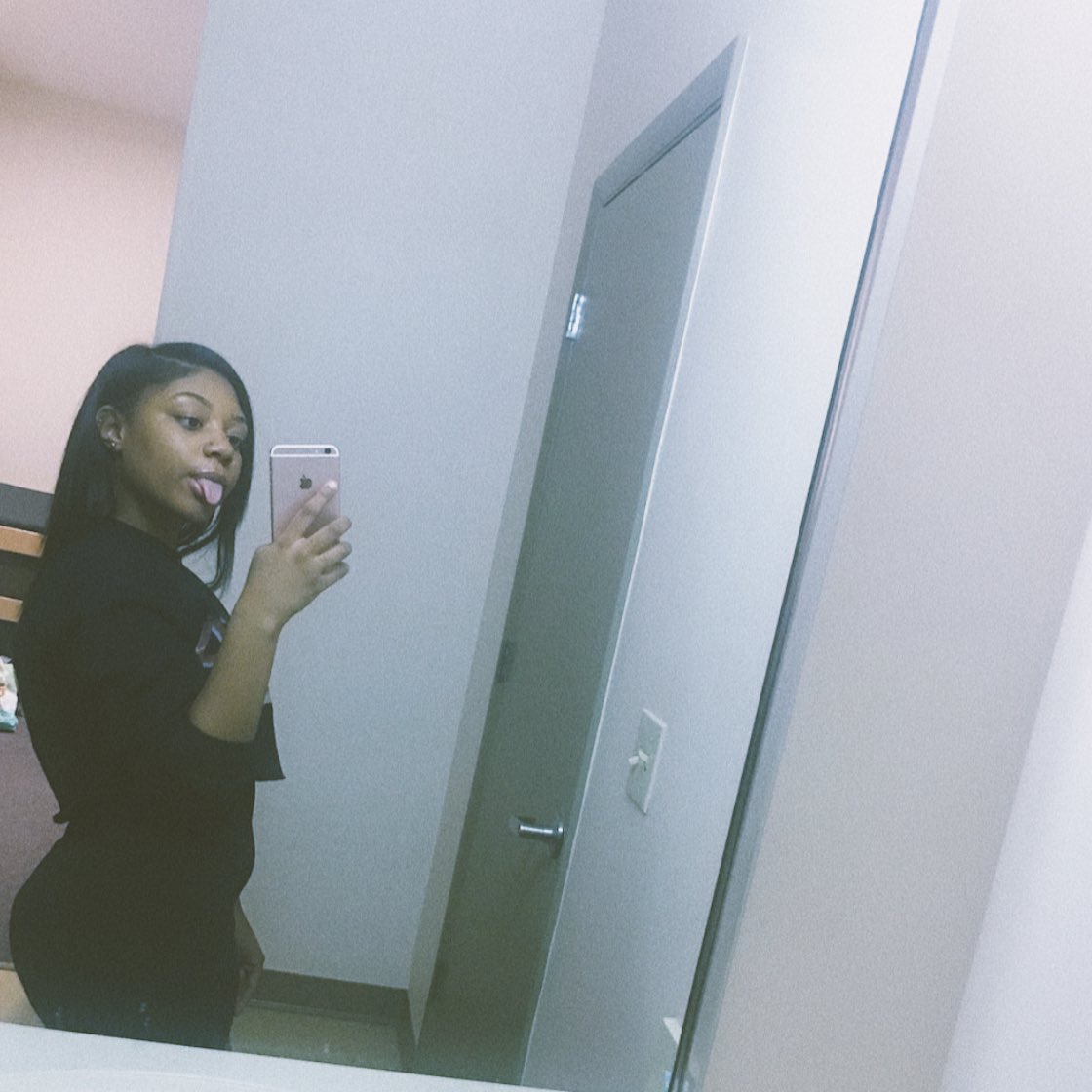 bricynb's tweet photo. He said he like the switch up.
#youknowhatitis #bbygb #nofilter https://t.co/lru6YK7dXF