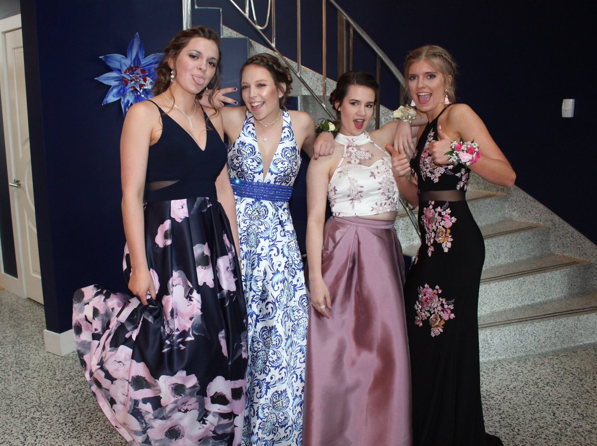 Knowing it was our last high school dance was bittersweet, but we definitely saved the best for last 💕