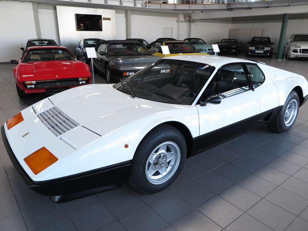 CarWithStyle's tweet photo. 1980 Ferrari 512 BB Vergaser - Coupe, Bianco Polo, Service History, Top Condition

Tags: #1980 #Ferrari #512 #Coupe #BB #Vergaser #BiancoPolo

https://t.co/P1N4D9hvyJ https://t.co/t5KBHnuoX6