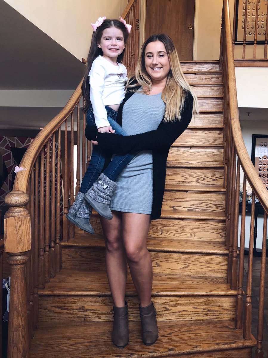 ASA_NIU's tweet photo. Happy Family Day! Congratulations to this year’s in-house scholarship recipient Ashley Nickels and all other nominees. #ASANIU https://t.co/0iqSTSlEkX