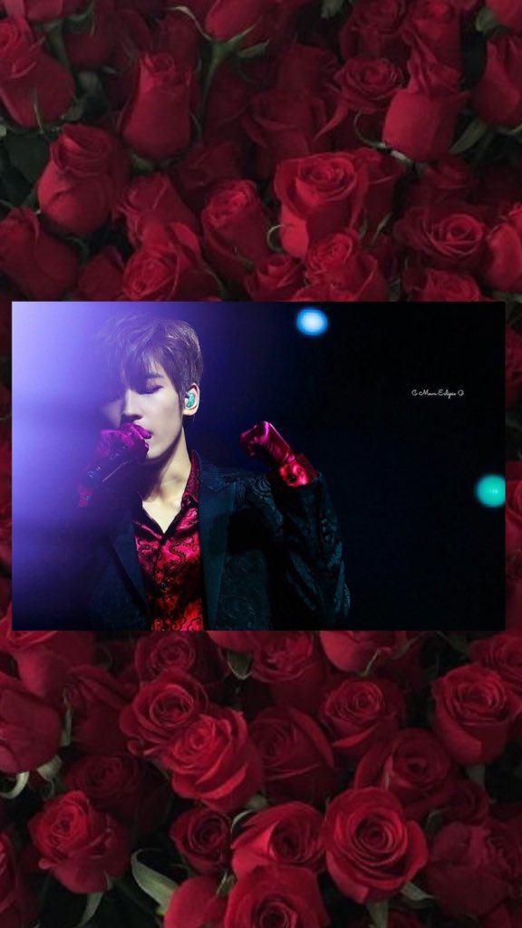 emlockscreen tweet picture