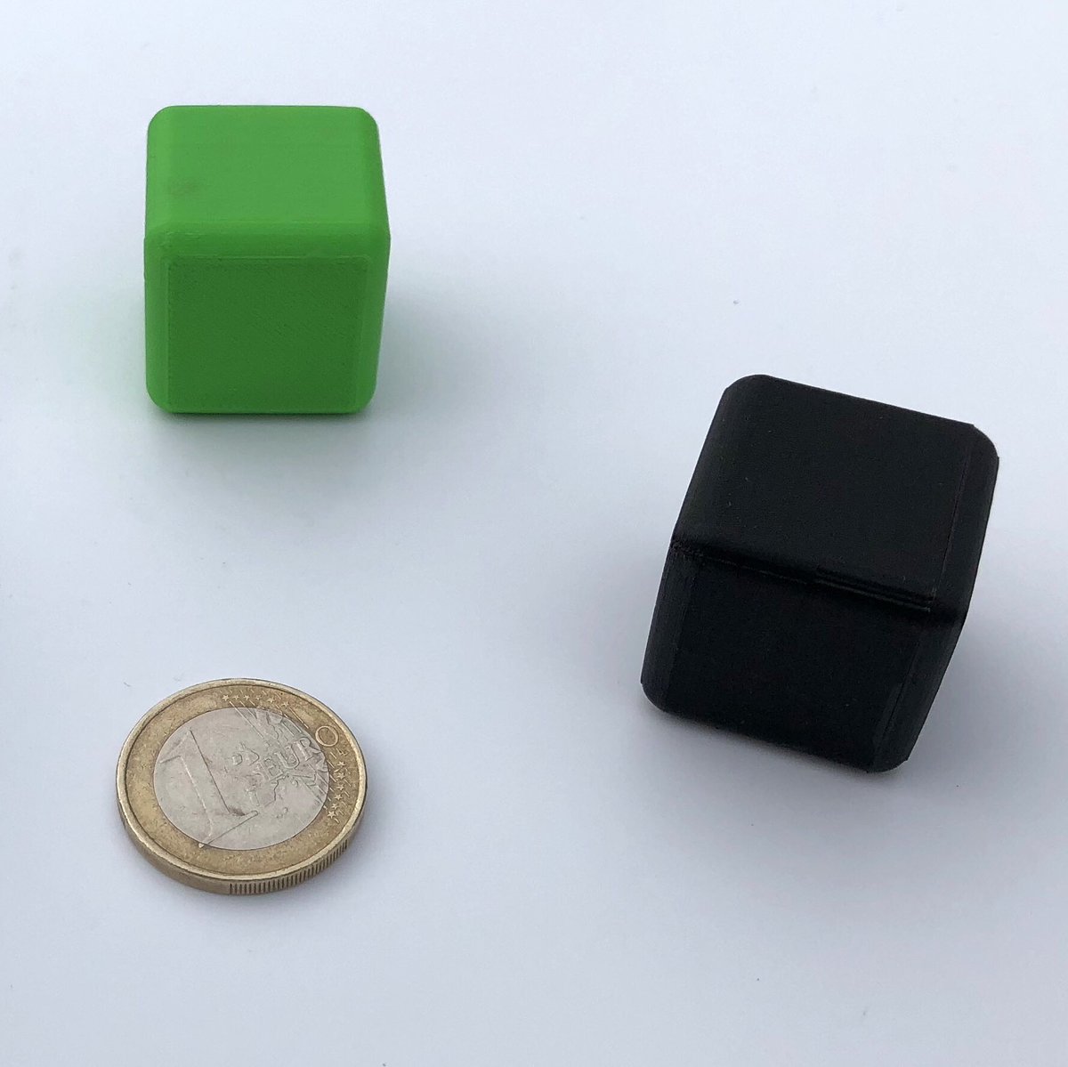 Our smallest all in one magnetic IoT tracker / (indoor) recovery device on the market in it’s class,25x25x25mm, LoRaWAN Transceiver, Beacon, Antenna, Lithium battery, The μCube has a lifespan of roughly 2200 reports #iot #assettracking #LoRa #loranode #TTN #trackandtrace #locator