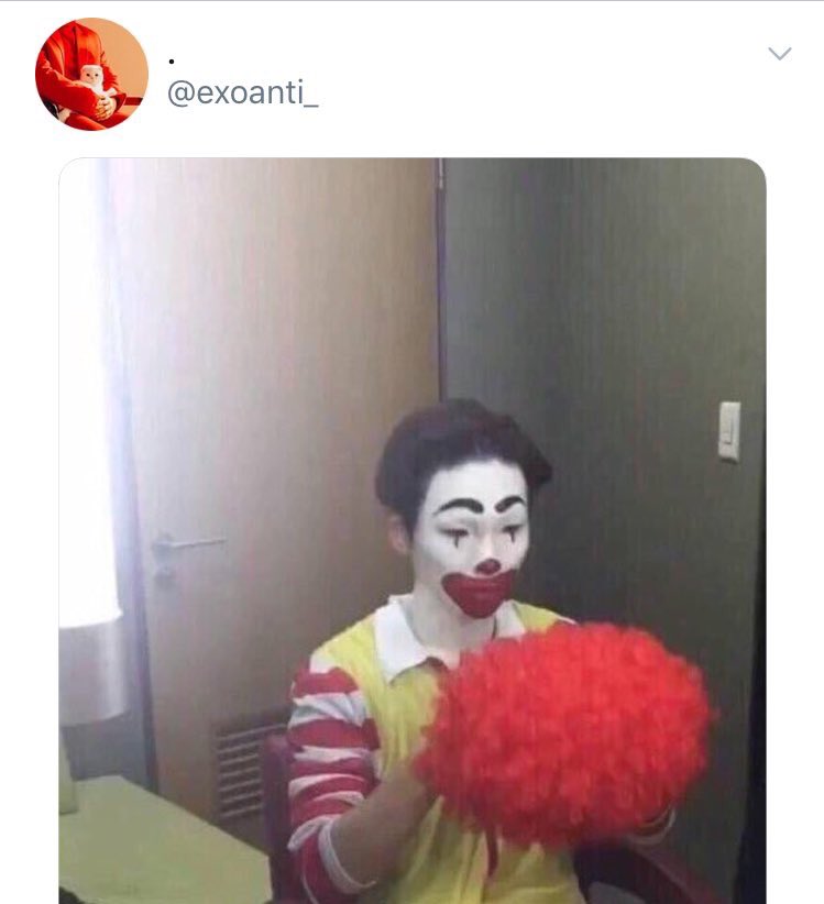 fuckdaracist's tweet photo. Hell has frozen over. Eggs are actually apologizing and educating their faves... https://t.co/jKJGYJCVgR