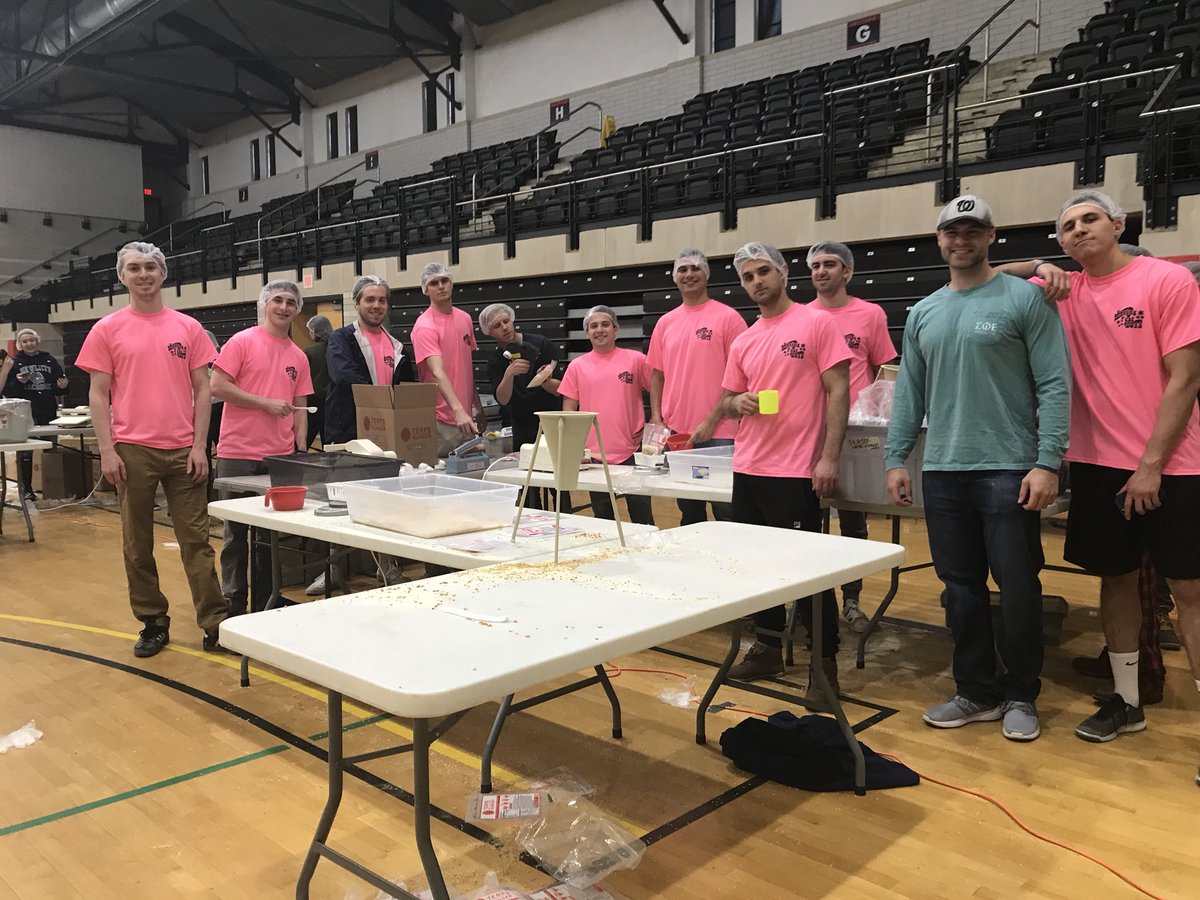 Thanks to all the brothers who went today to help our springfest Terps Against Hunger campaign. We hope to see more of our springfest paired sorority and fraternity later this week! #TerpsAgainstHunger #CommunityService