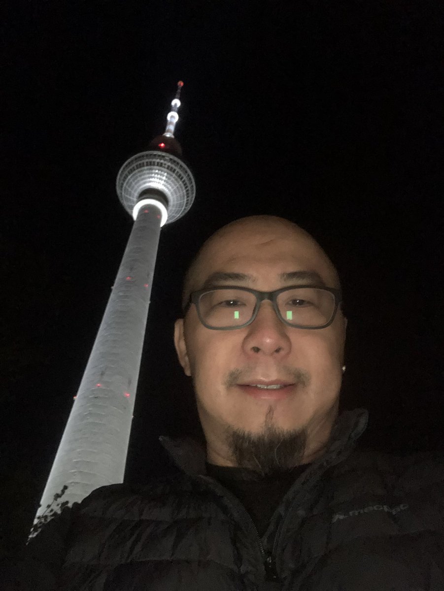 Made it to Berlin after 14hrs.

Need to eat and sleep off the lag.

Gearing up for #EventHorizon!
