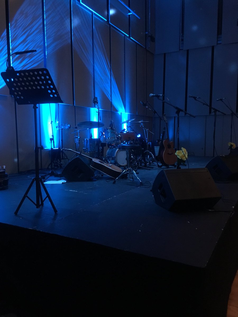 theDanielJLogan's tweet photo. Tonightβs #viewfromthekit is from the beautiful @liverpoolphil in Liverpool playing for @ElfinBow along with @uklittlesparrow #percussion #livemusic #newmusic https://t.co/pT5NYa64qG