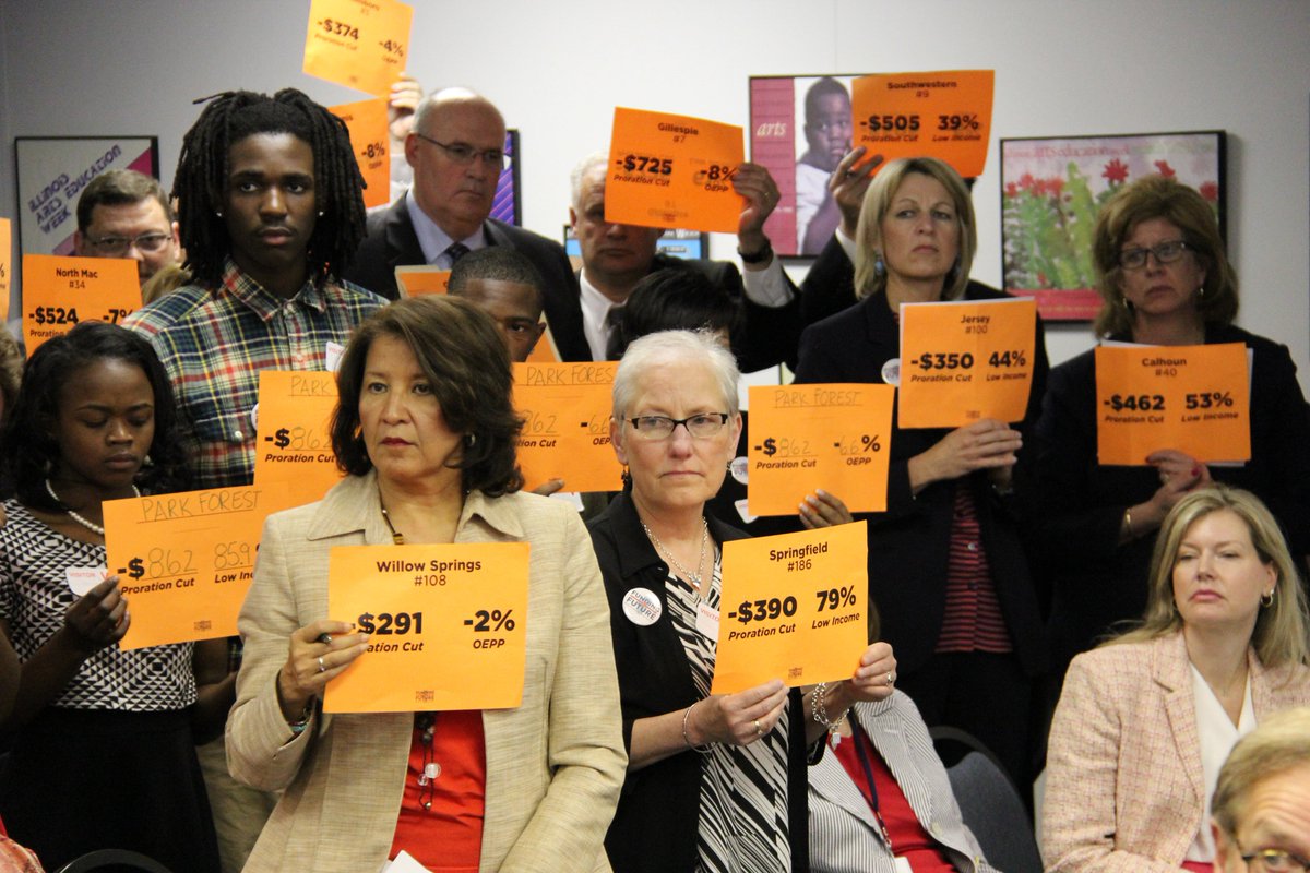 AndyManar's tweet image. Just stumbled across this pic from May '15. Every marathon battle has victories &amp;amp; setbacks. This was a powerful visual about school funding inequity. It was a turning point. TU @csanchezcrozier @peacerose1 @magliocco_m @OrganizeIL for your work to #FixTheFormula!