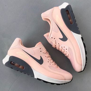 TopOutfits's tweet photo. Give me a pair 😭 https://t.co/Igz12dTeEH