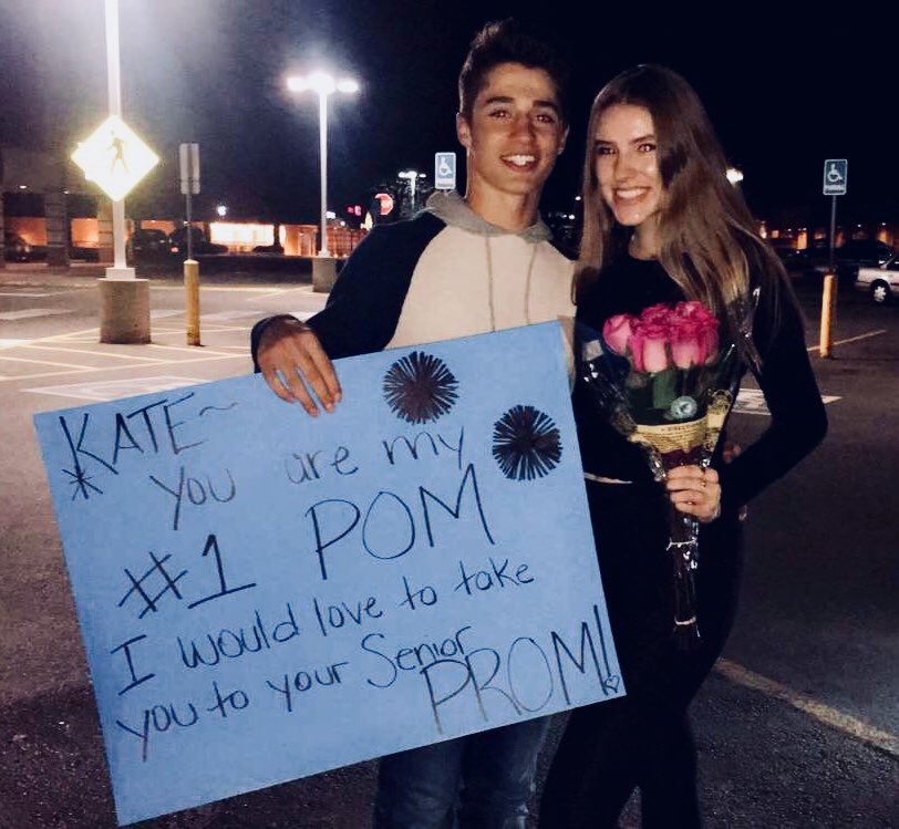KateLuse's tweet photo. He deserves some credit since the girl crew showed up while he was buying roses 🌹 @wrhspromposal Thanks for the great setting @MyKingSoopers 👏🏻 https://t.co/nyiEyQKs5Q