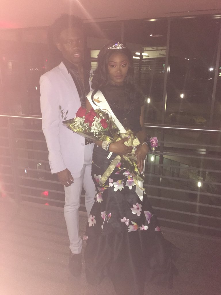 theynvness's tweet photo. 💕 #prom2k18 #DrippingELegance #feELthedrift https://t.co/afxiTH2GLj