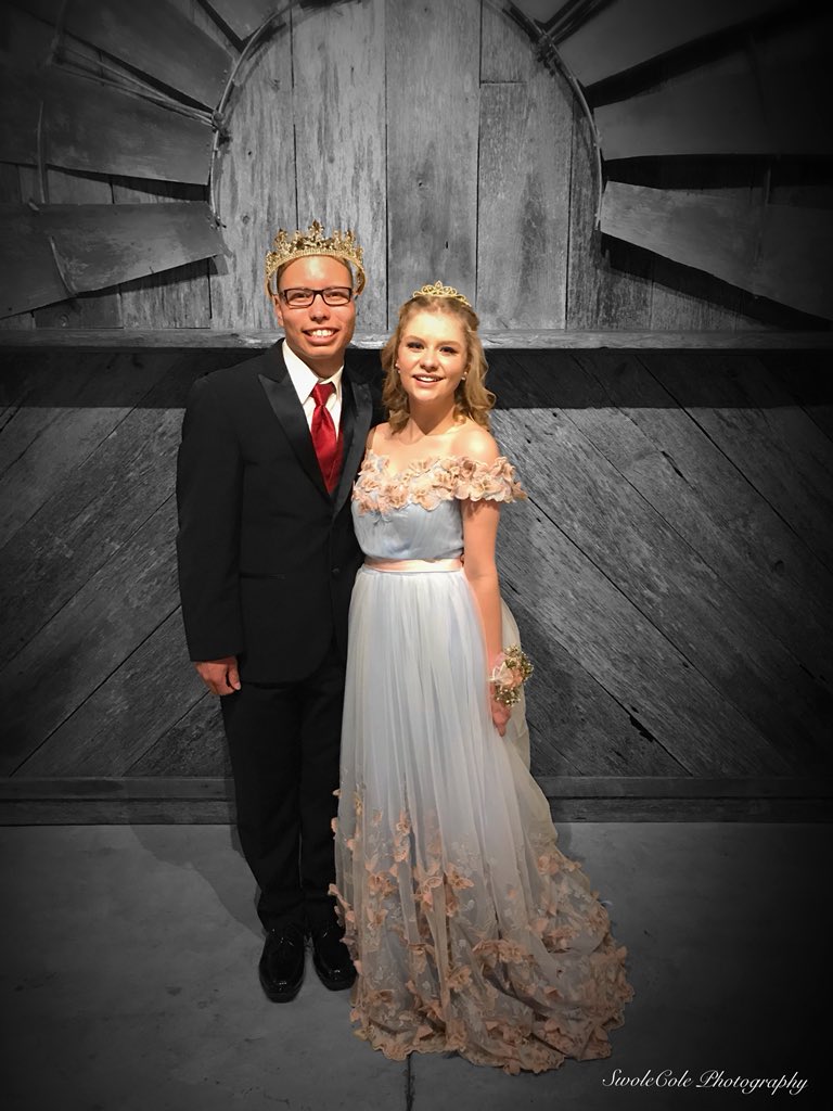 man oh man did the prom queen of <a href="/MVHighSchool/">Mount Vernon HS</a> look good last night! I’m so blessed to have been apart of the prom royalty of #Prom2018!! Definitely a night to remember forever!!