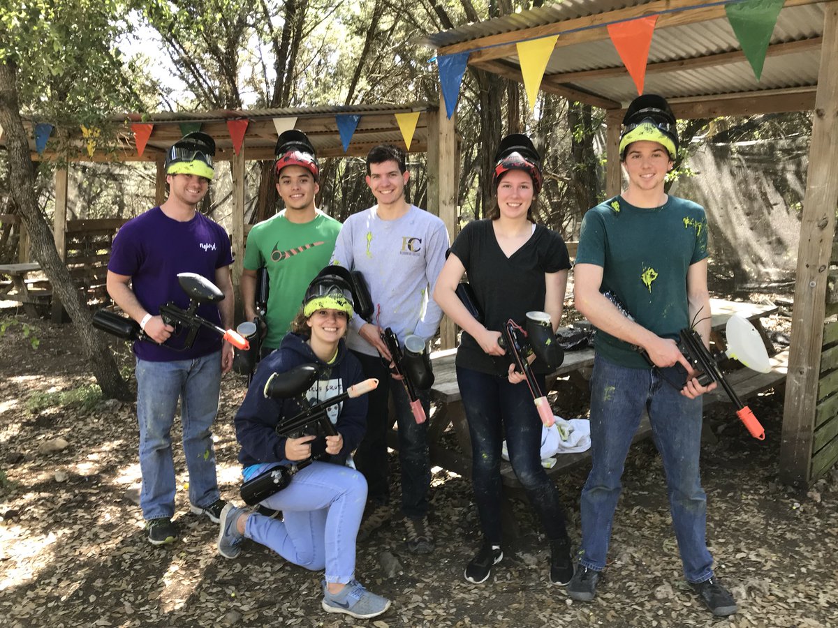 TXSTSwim's tweet photo. Shoot ya shot 🔫 https://t.co/SYxZtnrtLs
