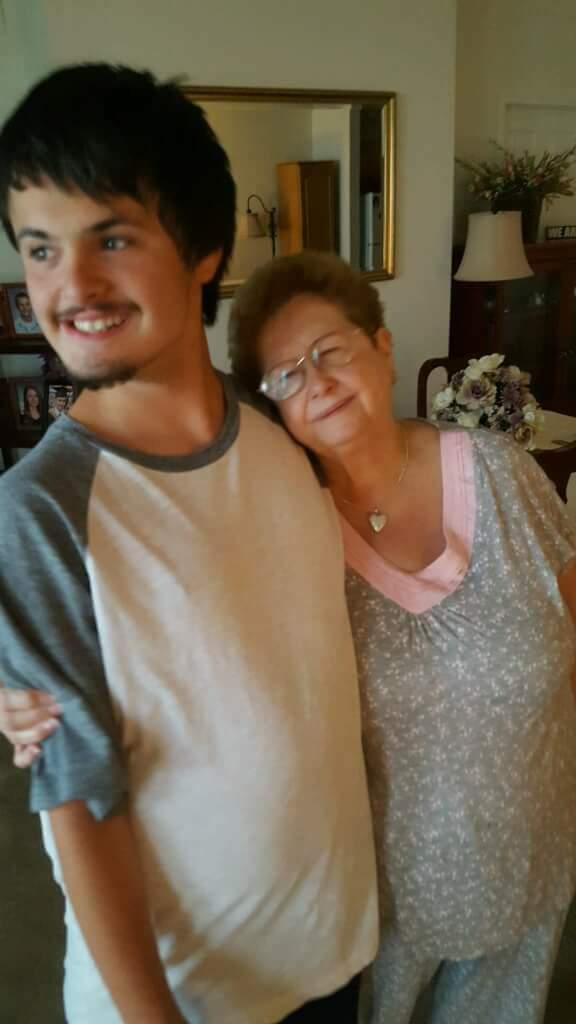 SteveParis5's tweet photo. #FAMILY1ST https://t.co/sFIpXOjc8s