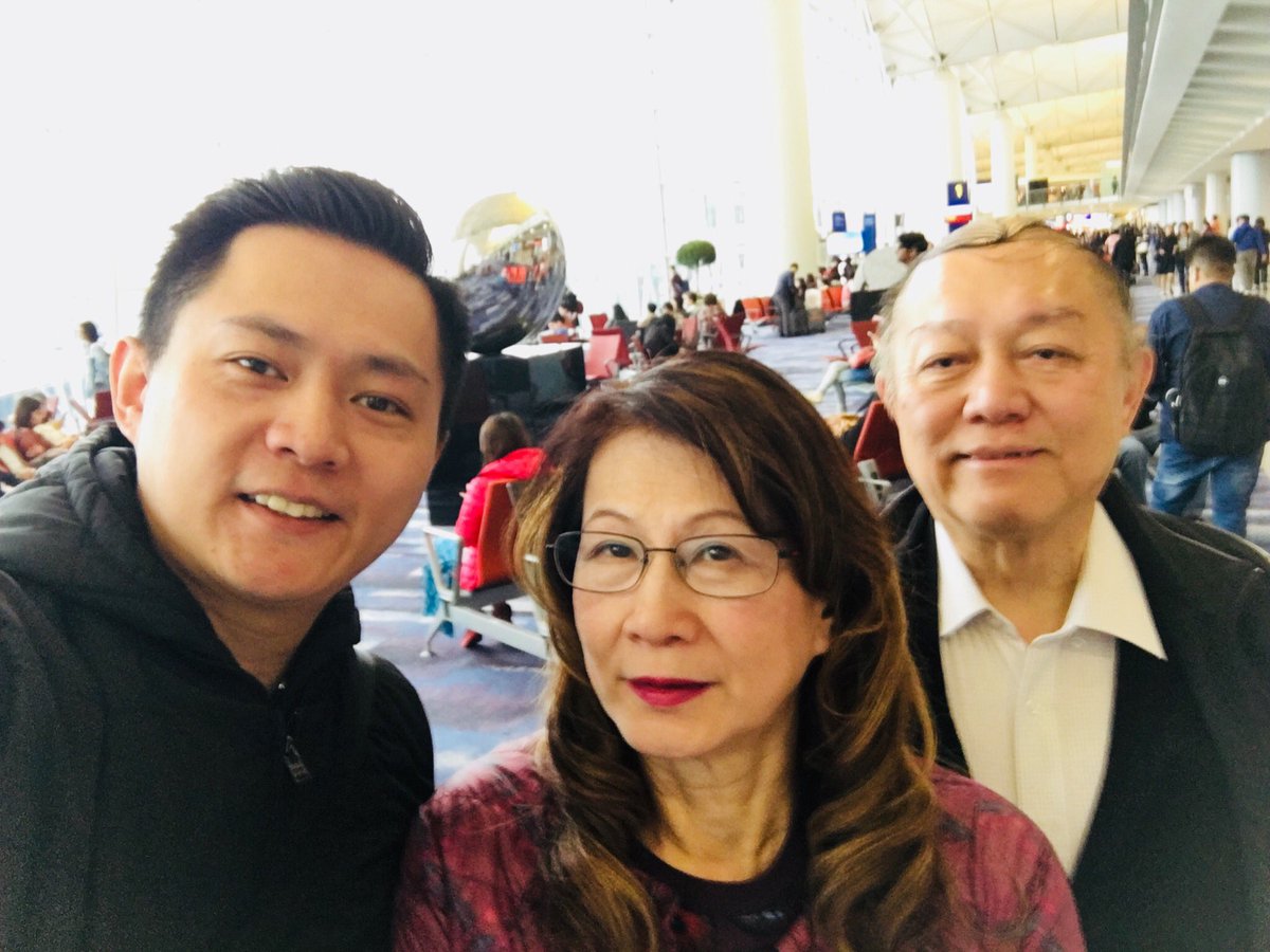 jteoh_hk's tweet photo. I followed my dad’s footsteps in becoming a urologist. First time we travel to an international urology meeting together! #UAA2018 #Kyoto https://t.co/yXKdUtITuH
