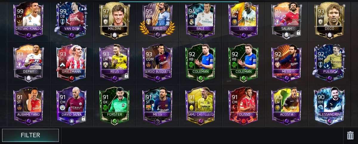 Week 24 - the GOAT has arrived! Finally reached FIFA Champion in VsA Season 1 and unlocked Guerreiro! RU transferred Alli to him and got up another OVR. Not sure what formation I'm going to use, but 41212 narrow gets me to 117 so that's what I'm using for now. #SquadShowOffSunday